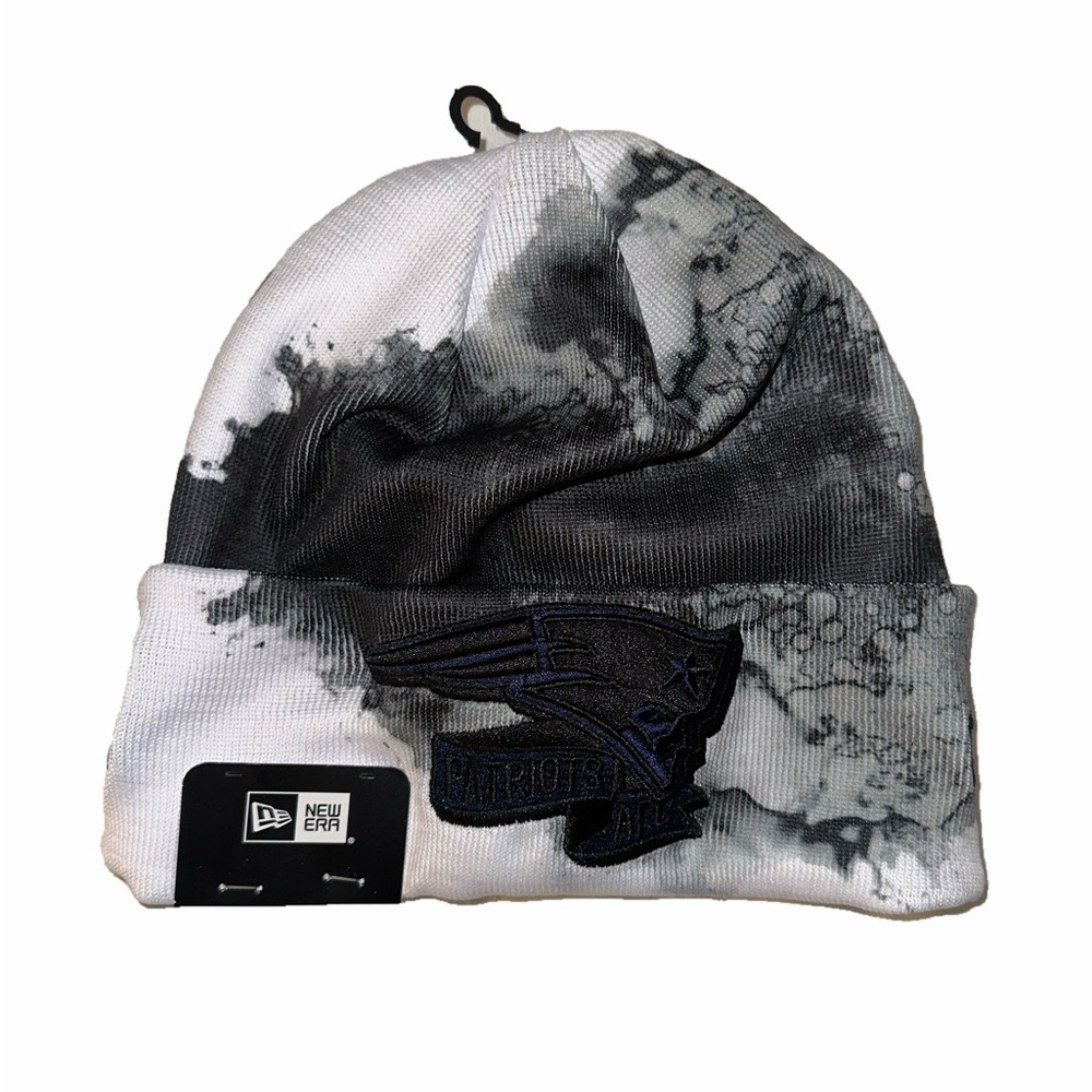 NEW ENGLAND PATRIOTS New Era Official On Field NFL Tie Dye Beanie - New W/Tags